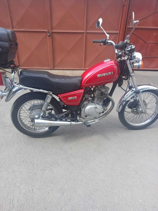 De vanzare motocicleta SUZUKI GN125 Sighisoara • OLX.ro
