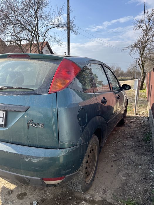 FORD Focus 0 — imagine 4