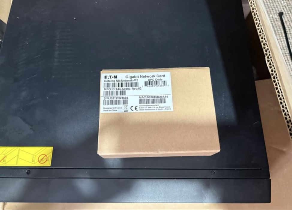 UPS Eaton - 5PX3000IRTNG2 - Netpack G2 - Sinusoida pura