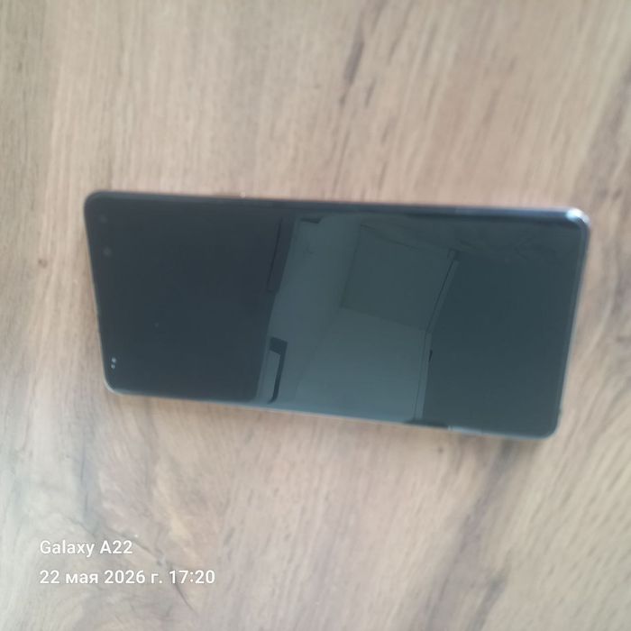 Samsung s10 pulus 5g 256gb/8/  ishlashi zor ayibi yoq  imei otkan