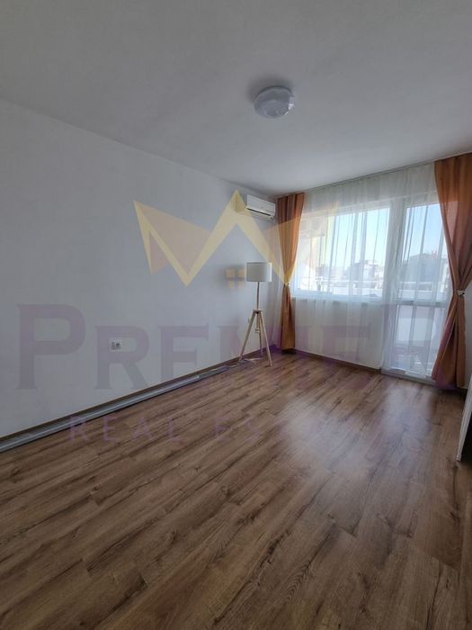 Дава се под наем Тристаен апартамент в Варна, Лятно кино Тракия - 70 кв.м за 663 € - Снимка #6