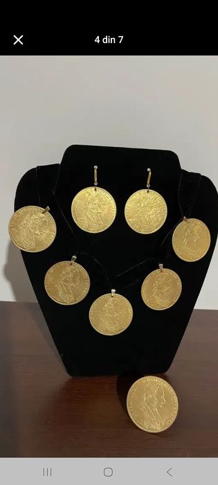 Fac salbe pe baza de comnda din monede placate cu aur de 24 k