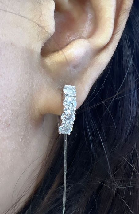 Серги золотые с Якутскими  брилиантами