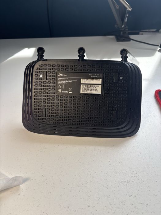 Продам роутер Tp_link
