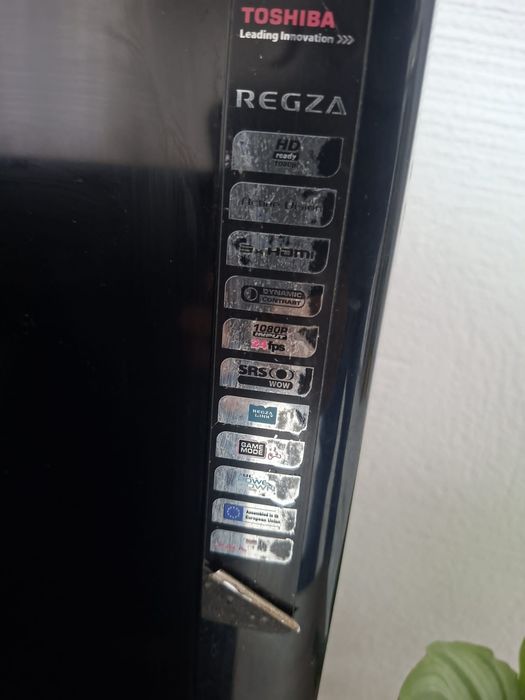 Televizor  perfect  funcțional .