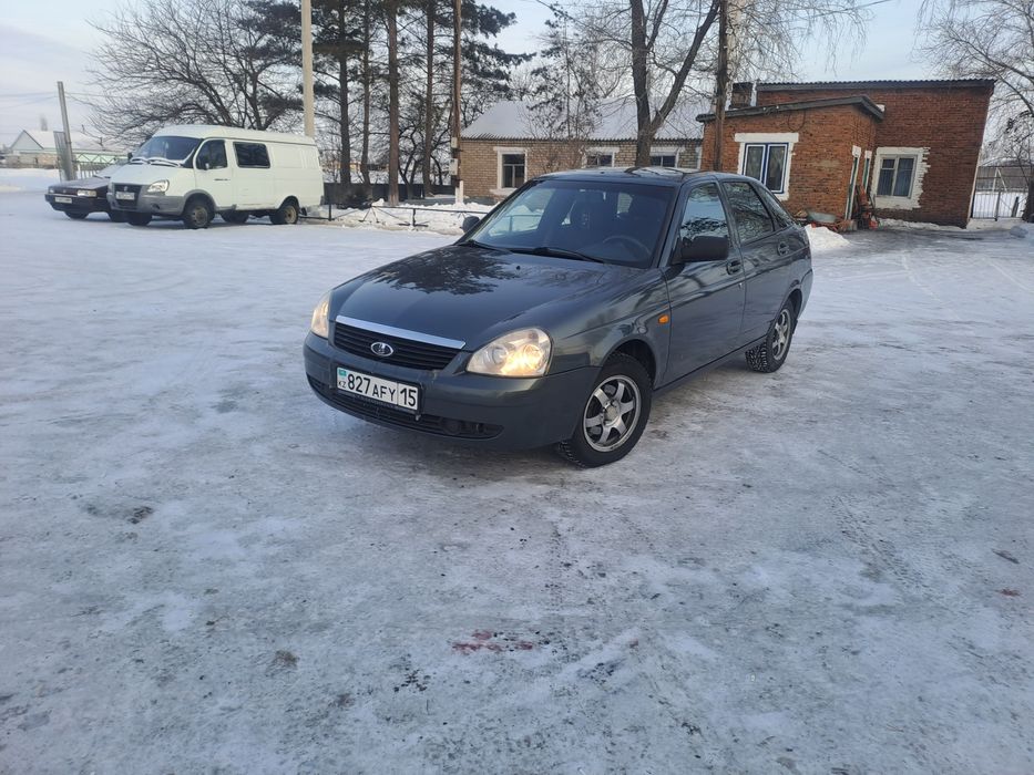 Продам приору хэтчбек