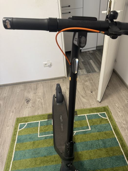 Vând Segway-Ninebot E2 Pro –