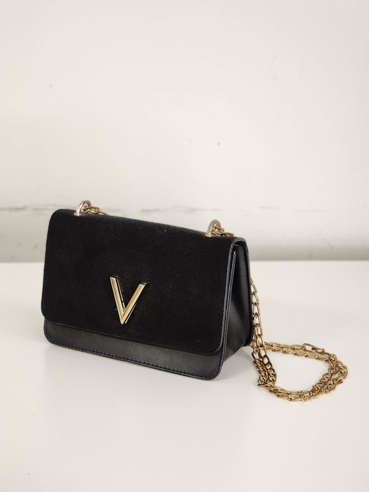 Черна дамска чантичка