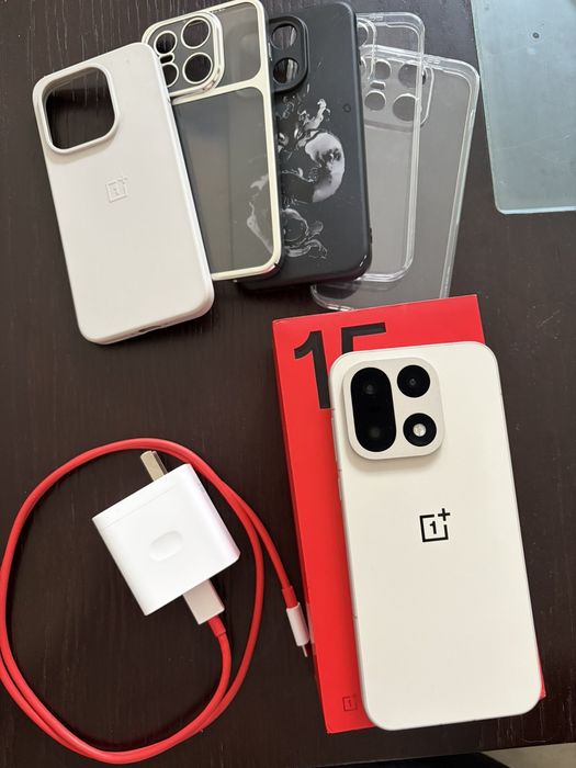 OnePlus 15 256/12 GB Sand storm