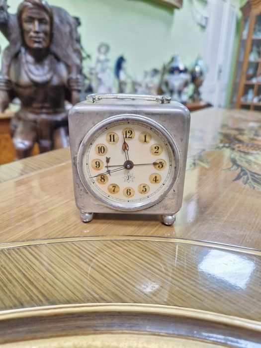 Рядък антикварен колекционерски каретен часовник Junghans