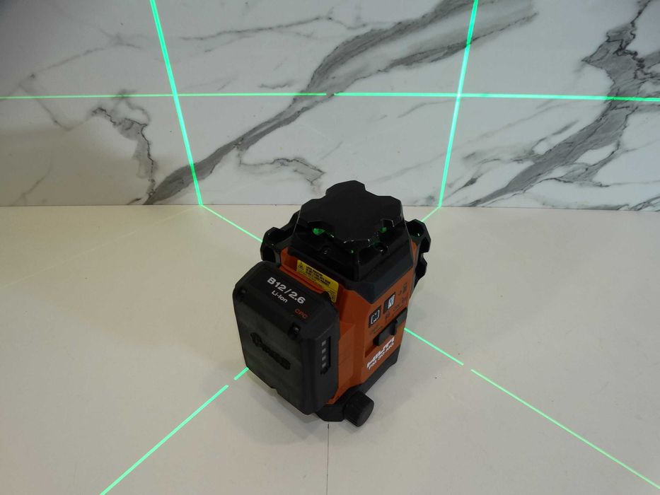 Резервиран Hilti PM 30 MG - 3D Линеен лазерен нивелир