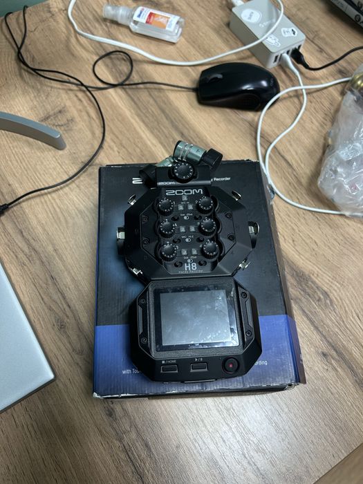 Рекордер ZOOM H8