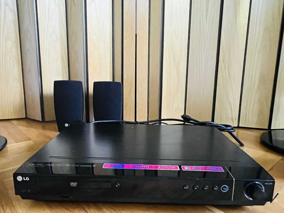 Продавам система домашно кино LG HT503PH-DH