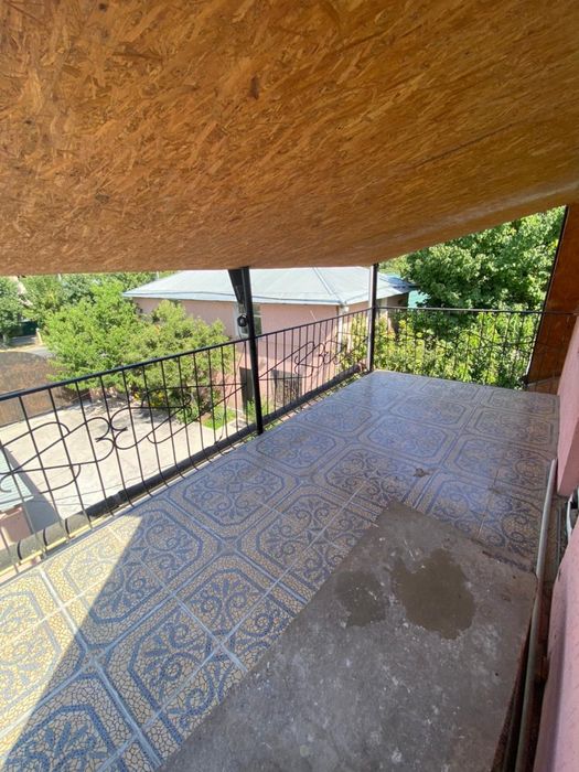 Два двух этажных дома в Центре города