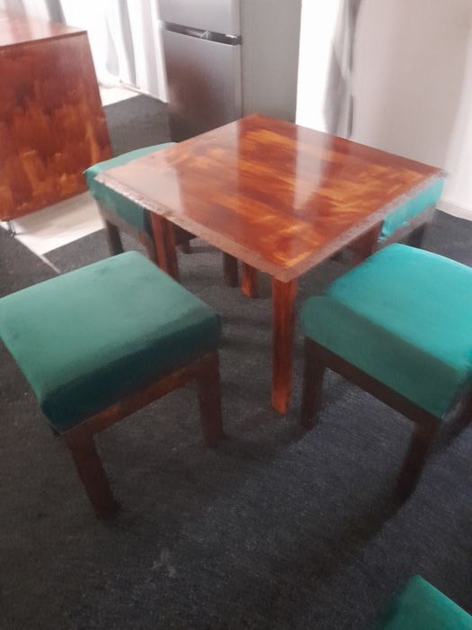Masa cu scaune de van,are diferite modele