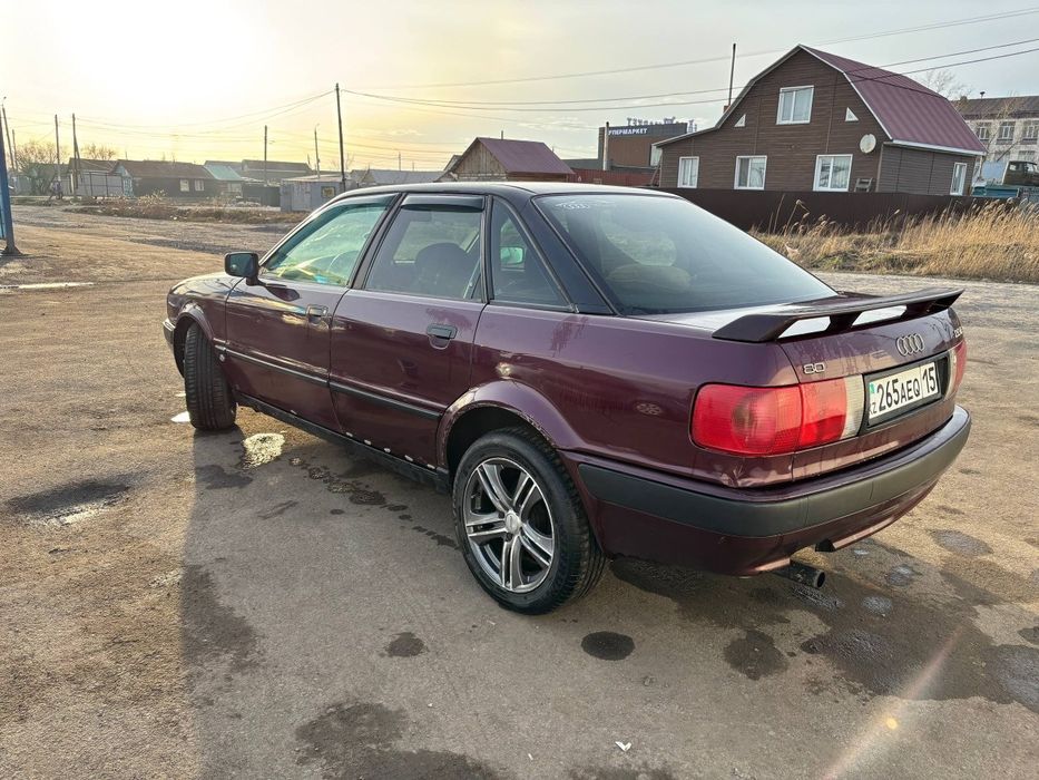 Продам Ауди 80 б4