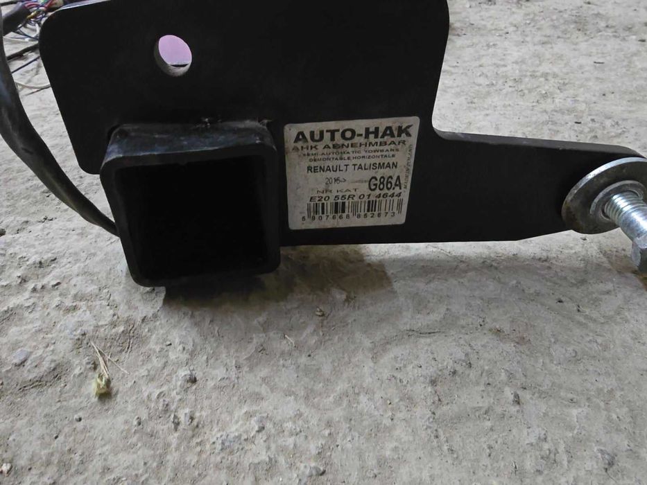 Полуавтоматичен теглич за Renault Talisman седан