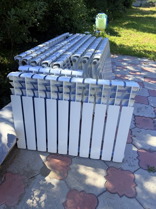 Продам алюминиевые радиаторы отопления (батареи)