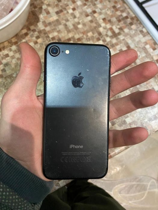 Айфон 7 продам 32 гб