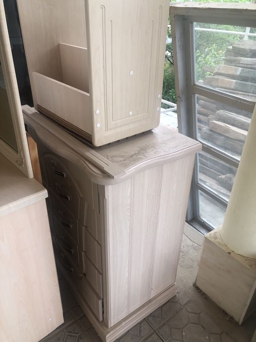 Срочно продам Спальний гарнитур хорошем состояни