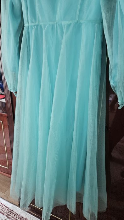 Продам нарядное вечернее платье