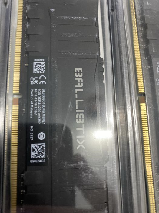 Memorie Desktop PC Crucial Ballistix 16GB (2x8GB) DDR4 3200MHz