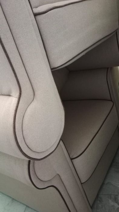 Продаётся диван с креслами