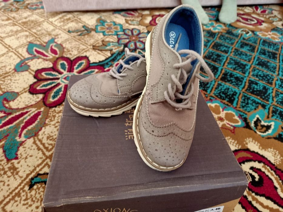 Обувь на девочку и мальчика