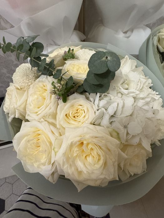 Продам букет подарили сегодня