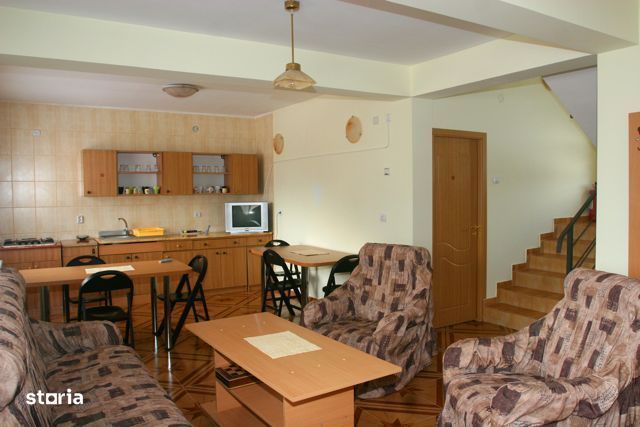 Vilă 13 camere Voineasa, Vâlcea investiție montana preț de apartament