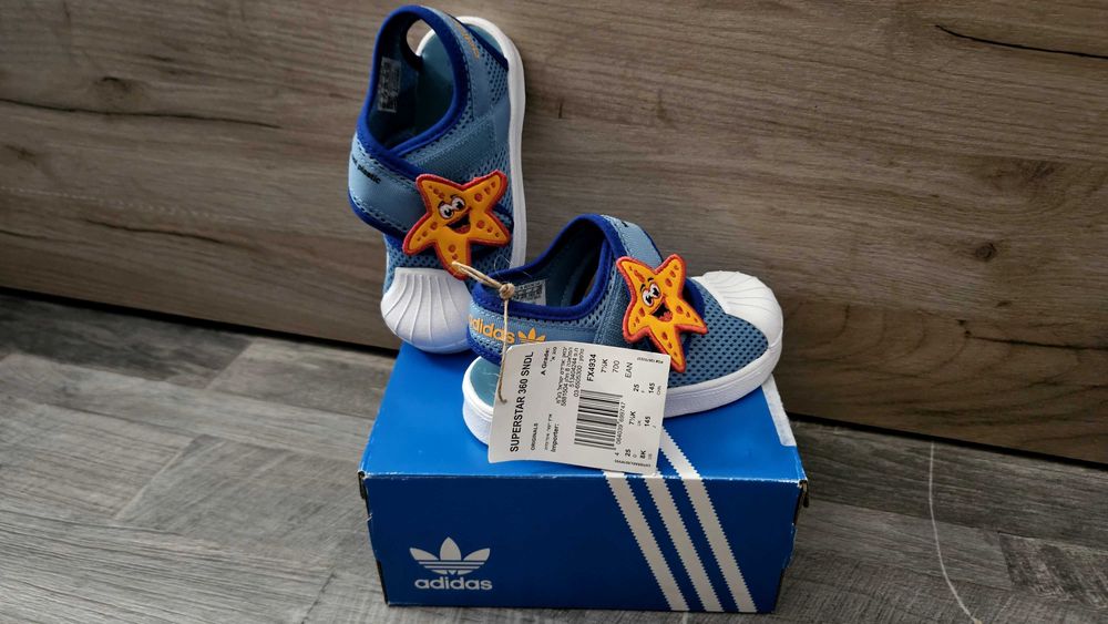 Детски сандали Adidas