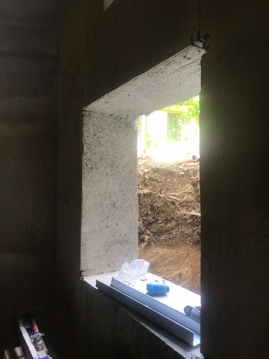 Tăiat beton, decupaje beton pardoseli, usi ferestre, carotare.