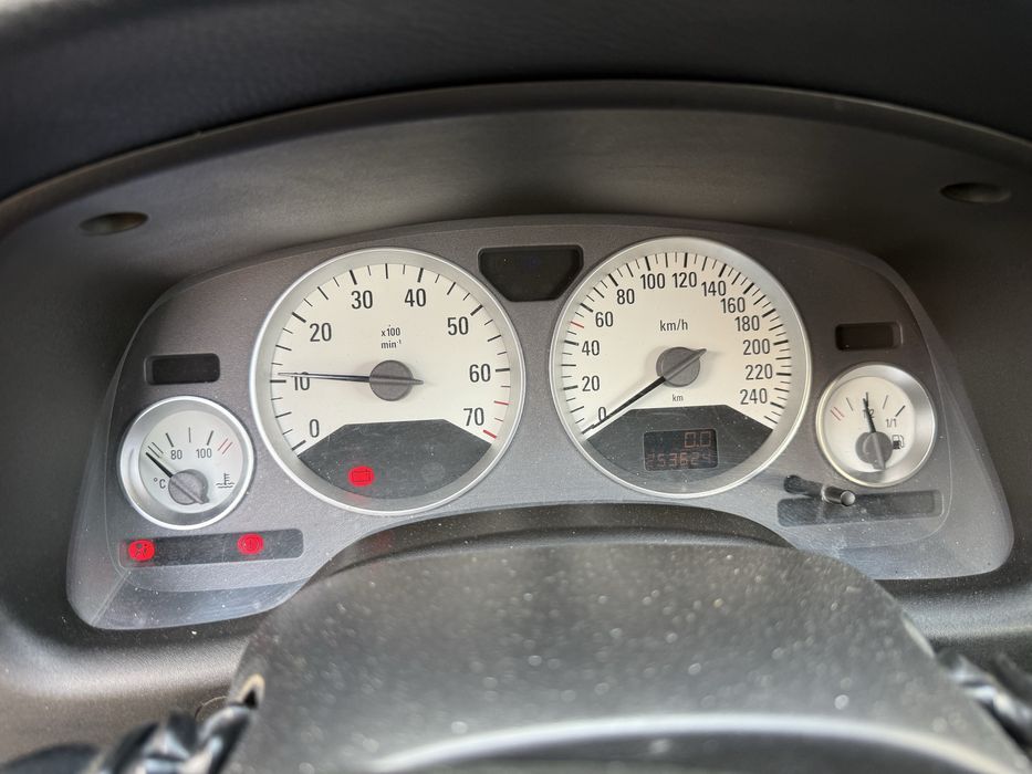 Vand Opel Astra G (Bertone)