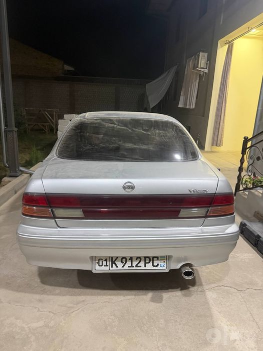 Nissan Maxima 32