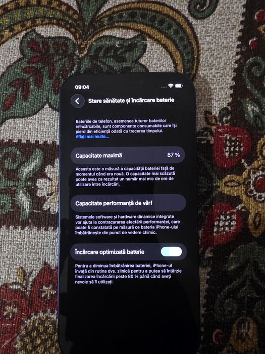 Vand iphone 12 64 Gb stocare, 87% santatea bateriei+husa si cablu