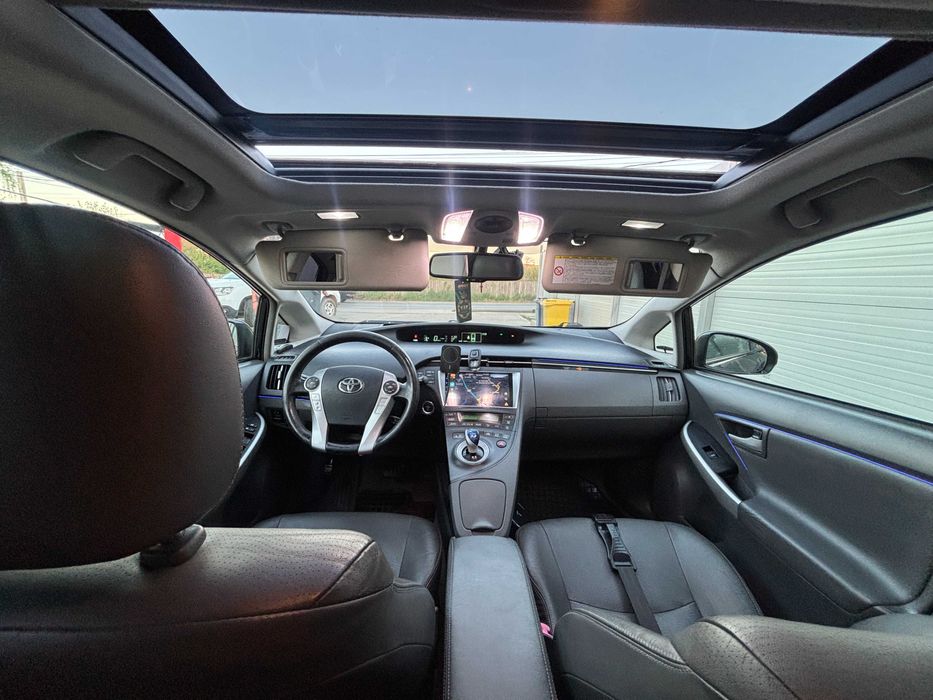 Toyota Prius 3  2010 hibrid