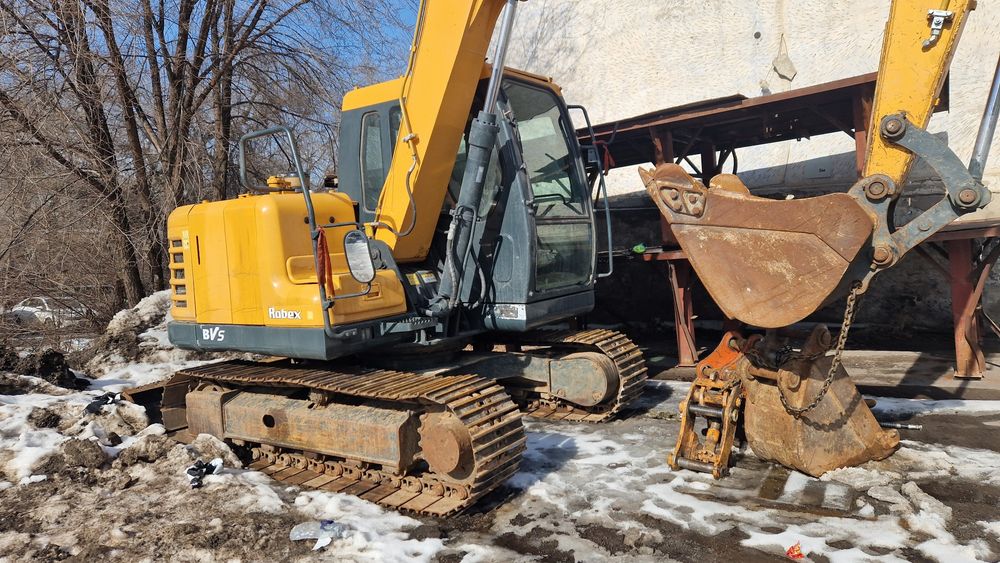 Продам гусеничный эксковатор Hyundai