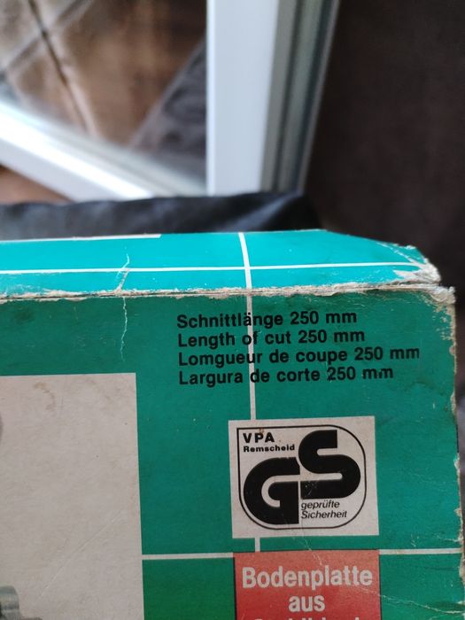 Mașină de tăiat gresie și faianță Jokosit