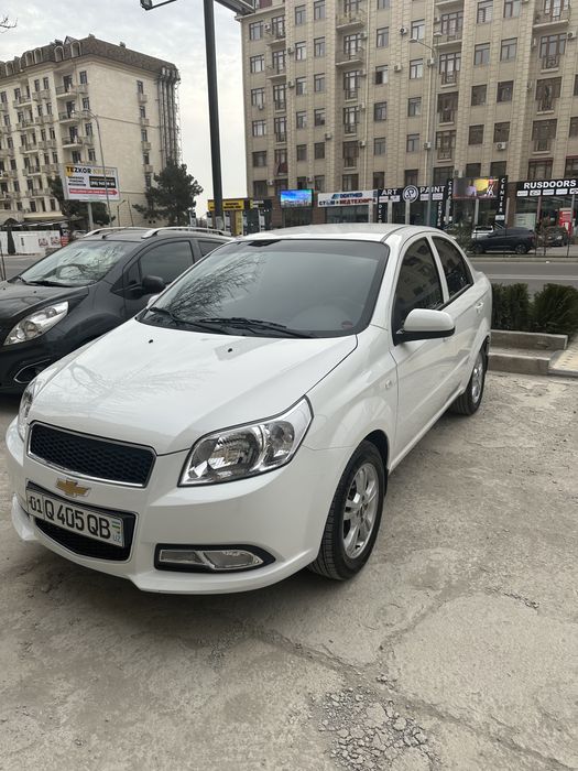 Nexa 3 2022 toza moshina Navarot bor