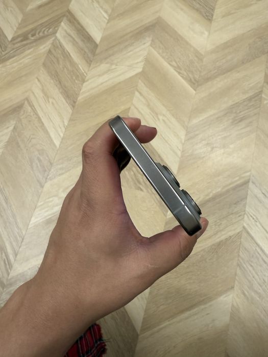 Продам iphone 16 pro max 256