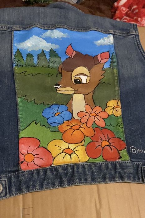 Pictura manuala pe haine