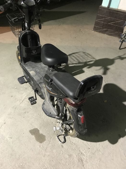 Электроскутер.  Ю