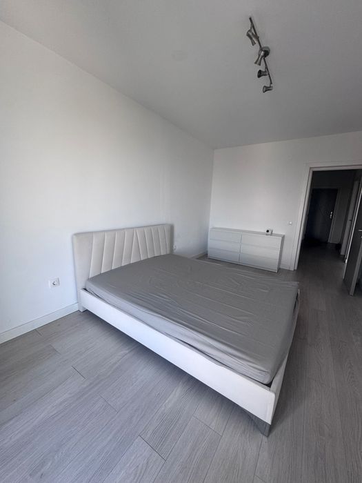 Închiriez apartament în complex white tower