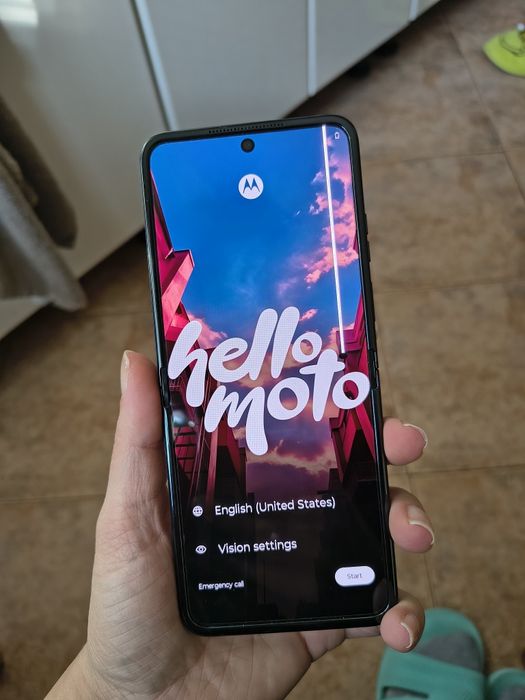 Моторола Razr 50 Ultra 5G