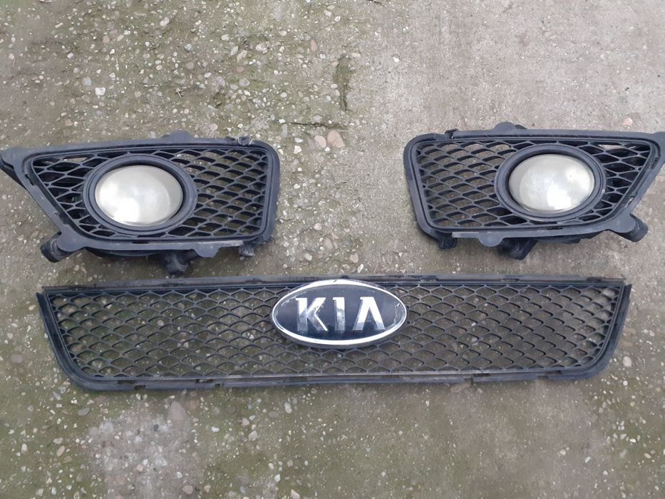 Grilă si proiectoare kia sportage.