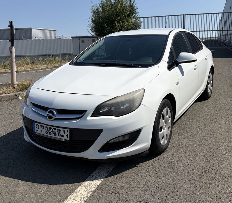 Opel Astra J - automata