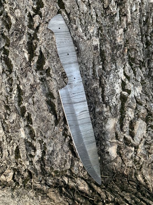 Голяма кована заготовка за нож от дамаска стомана