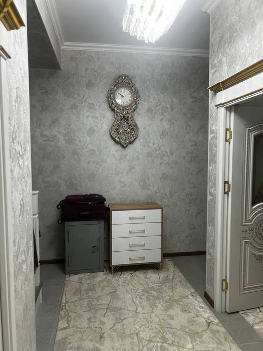 Olmazor tumani  Ohunboboevda  jaraga 1 sotixli hovli  beriladi uzz