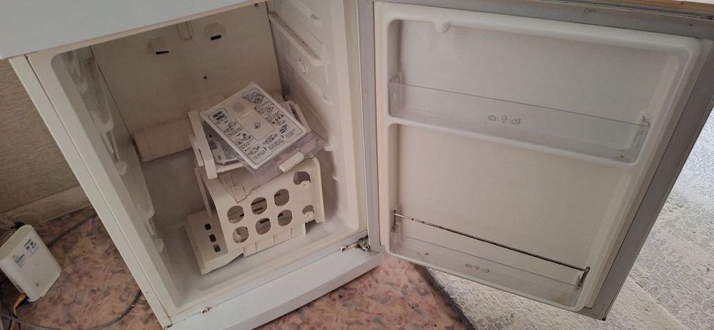 Продам холодильник  LG