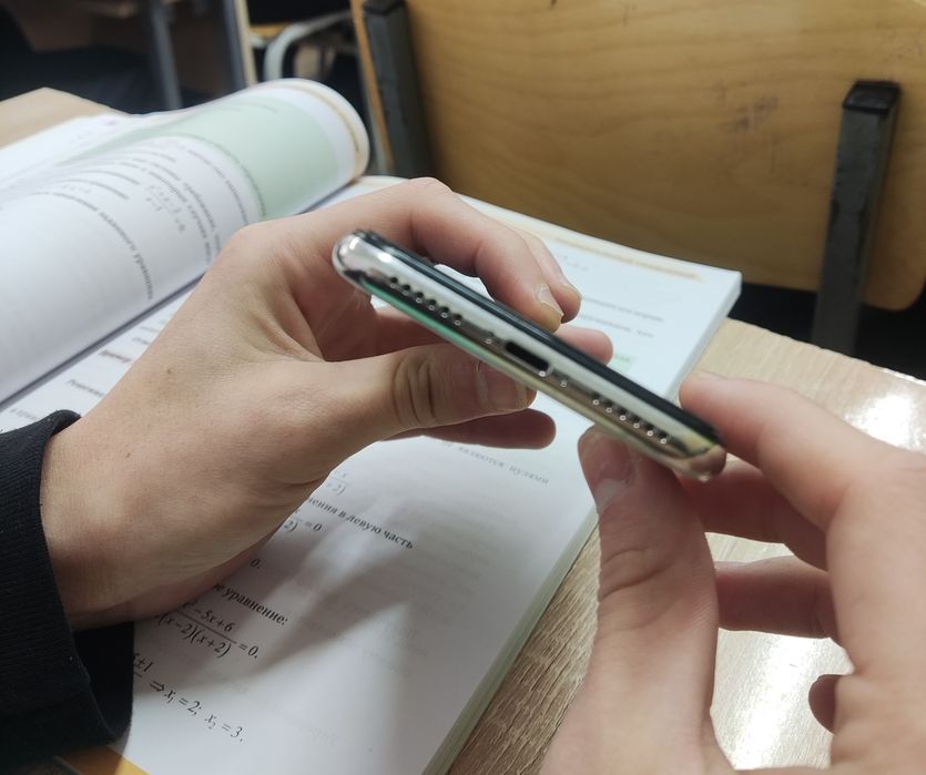 Продажа // IPHONE X 6/256 //